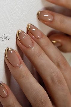 Gold Edge Almond French Tip Press Ons